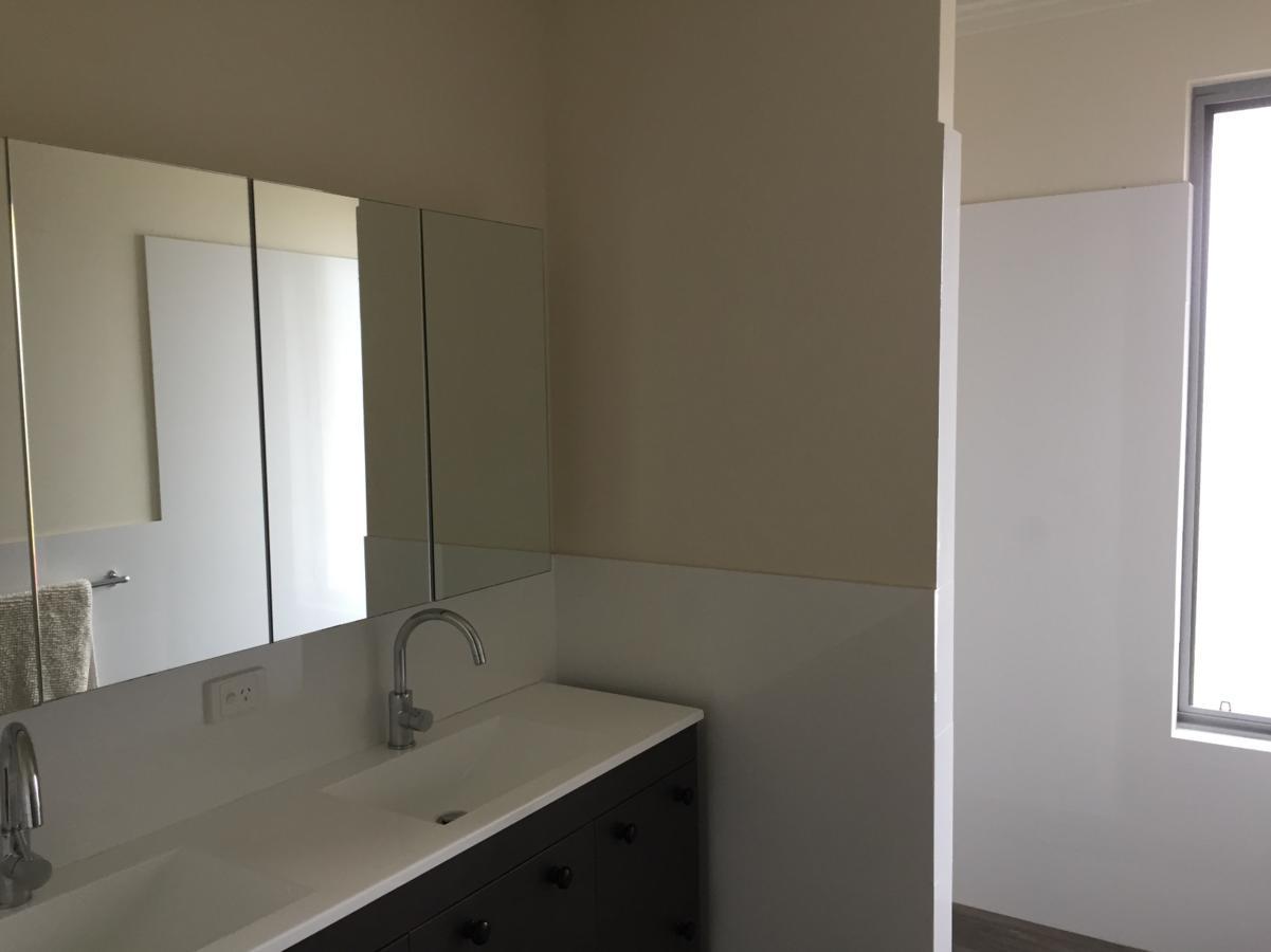 Blue Sky Apartment Джуриън Бей Екстериор снимка